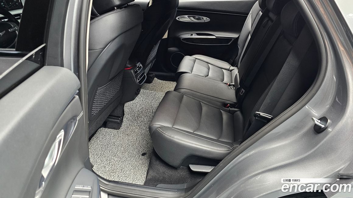 Genesis GV70 2023