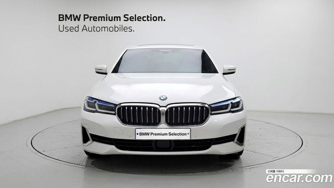 BMW 5-Series 2021
