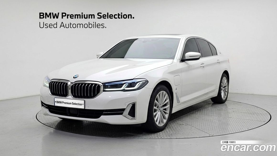 BMW 5-Series 2021
