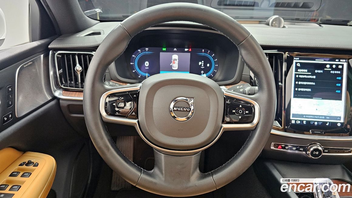 Volvo S60 2024