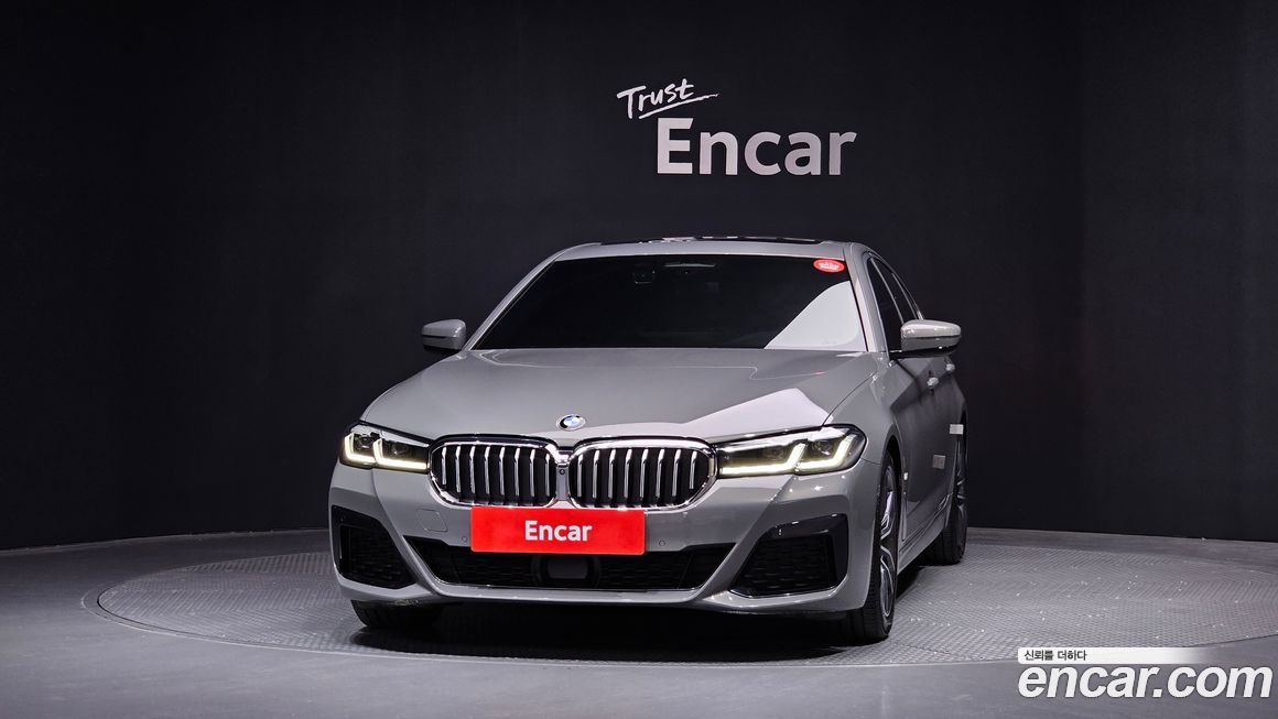 BMW 5-Series 2021