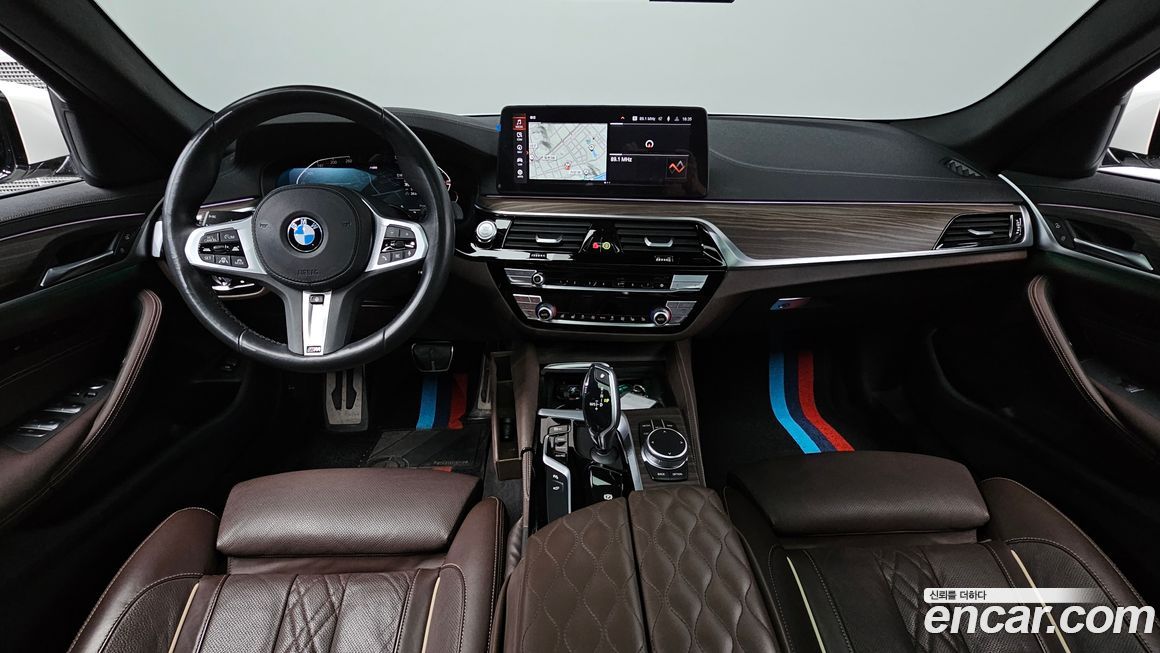 BMW 5-Series 2021