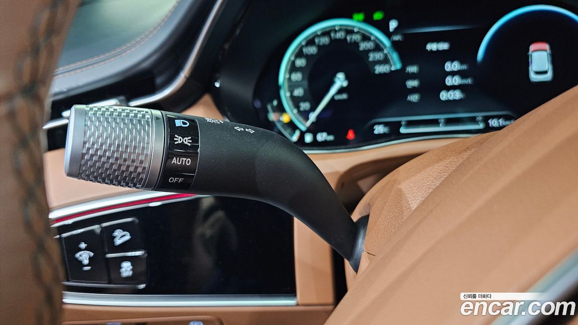 Genesis GV70 2023