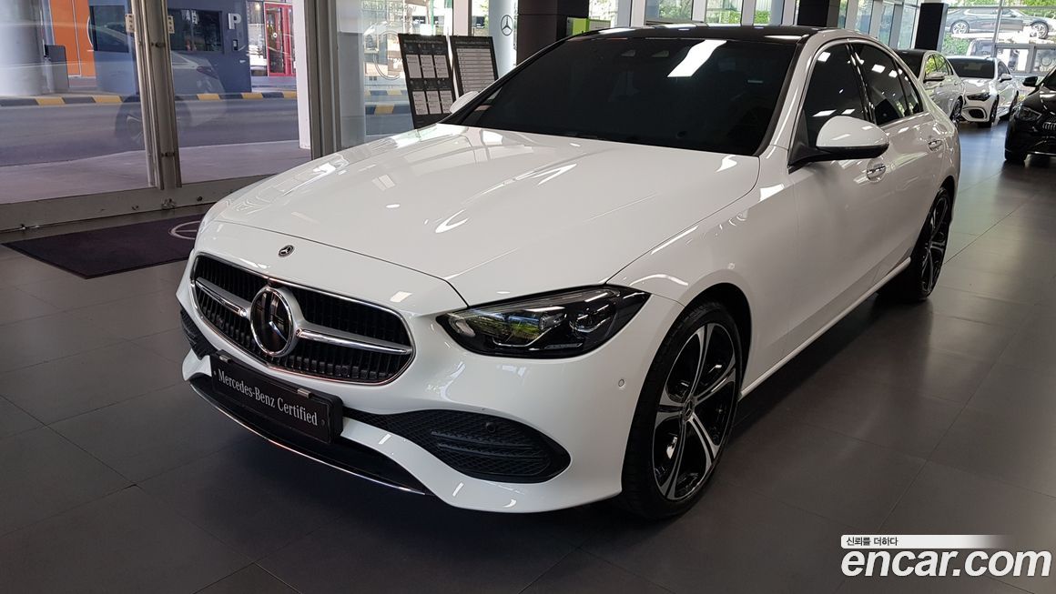 Mercedes-Benz C-Class 2023
