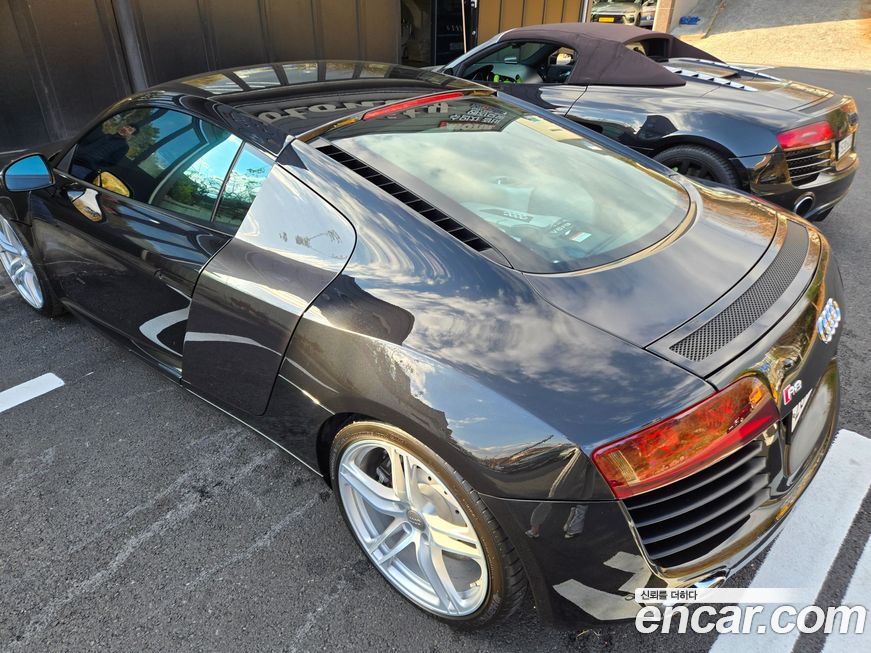 Audi R8 2009