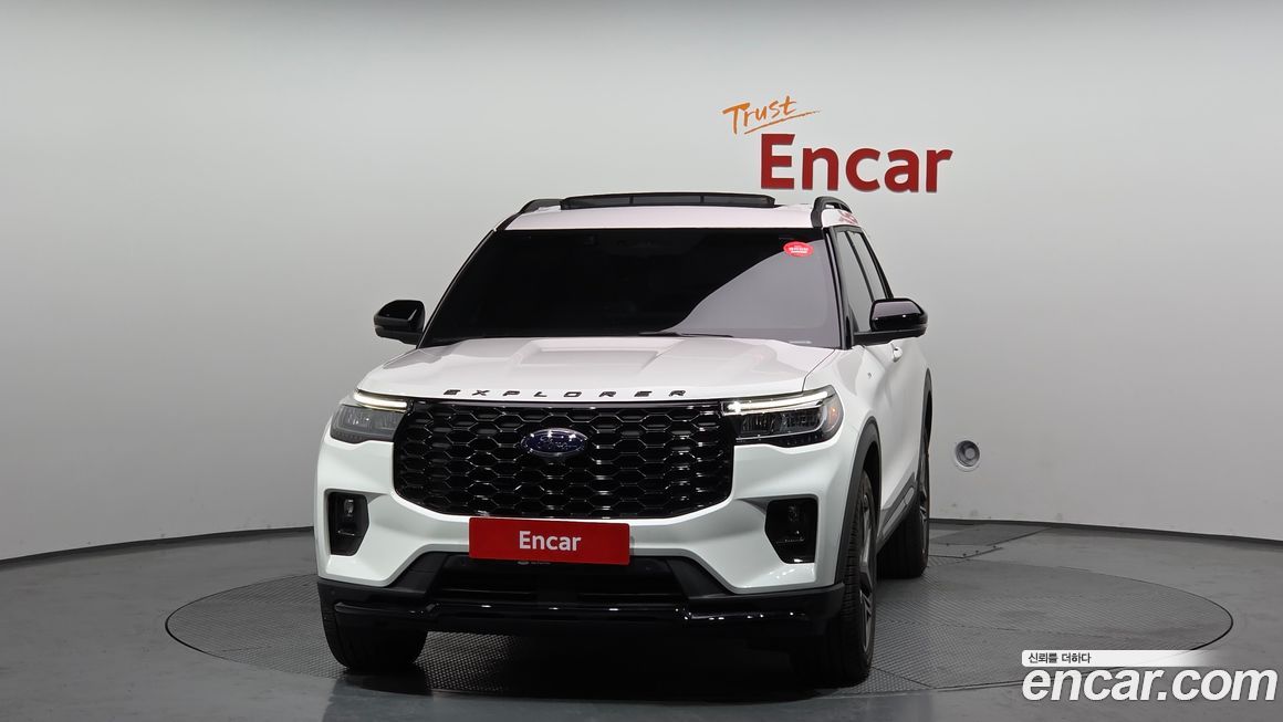 Ford Explorer 2025