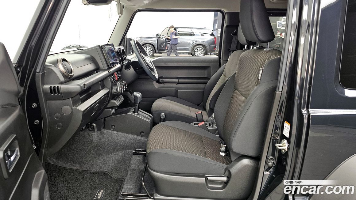 Suzuki Jimny 2023