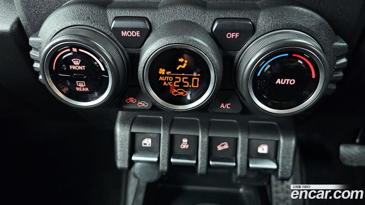 Suzuki Jimny 2023
