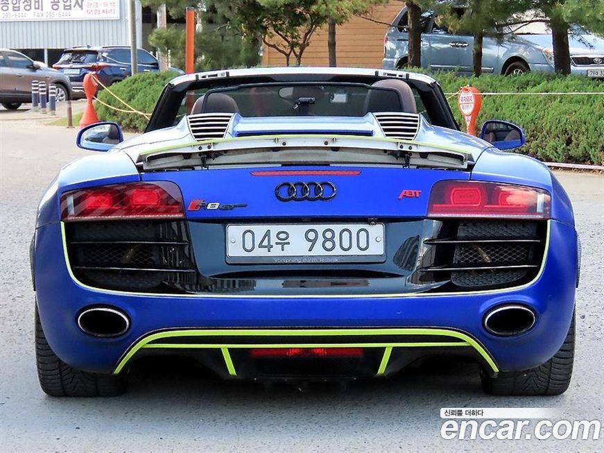 Audi R8 2011