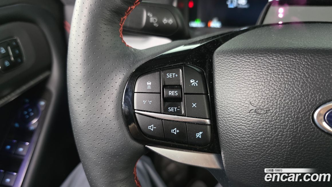 Ford Explorer 2025