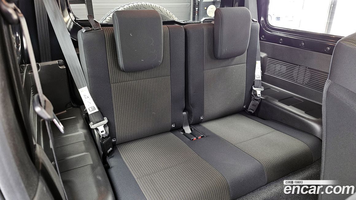 Suzuki Jimny 2023