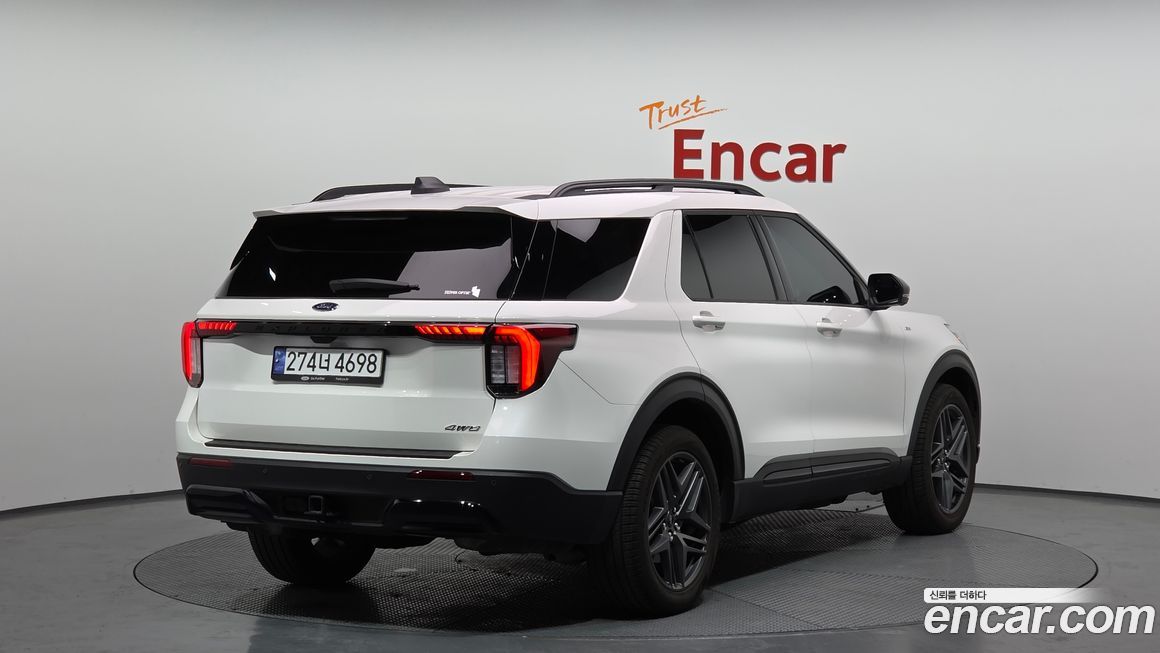 Ford Explorer 2025