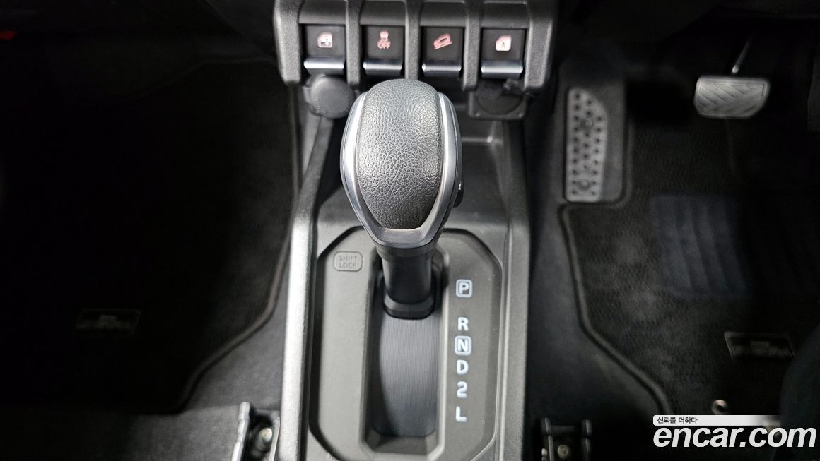 Suzuki Jimny 2023