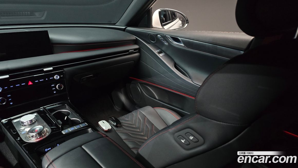 Genesis G80 2025
