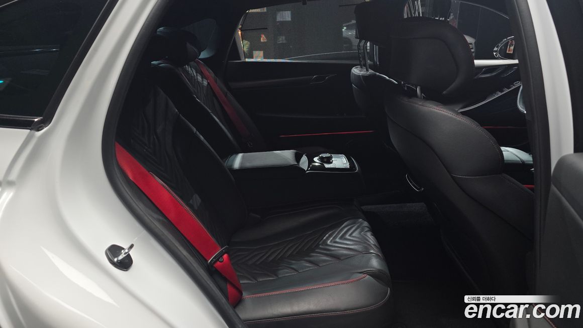 Genesis G80 2025