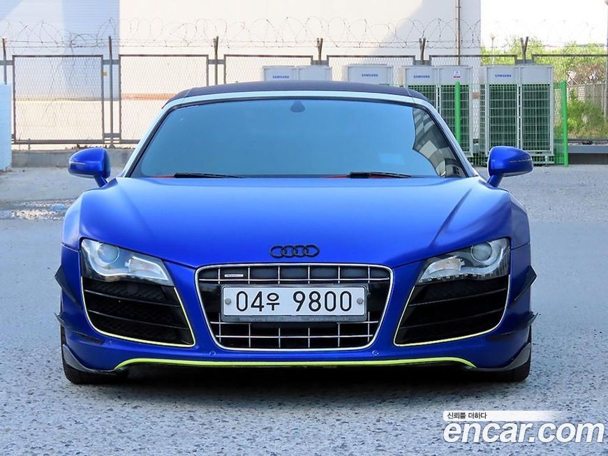 Audi R8 2011