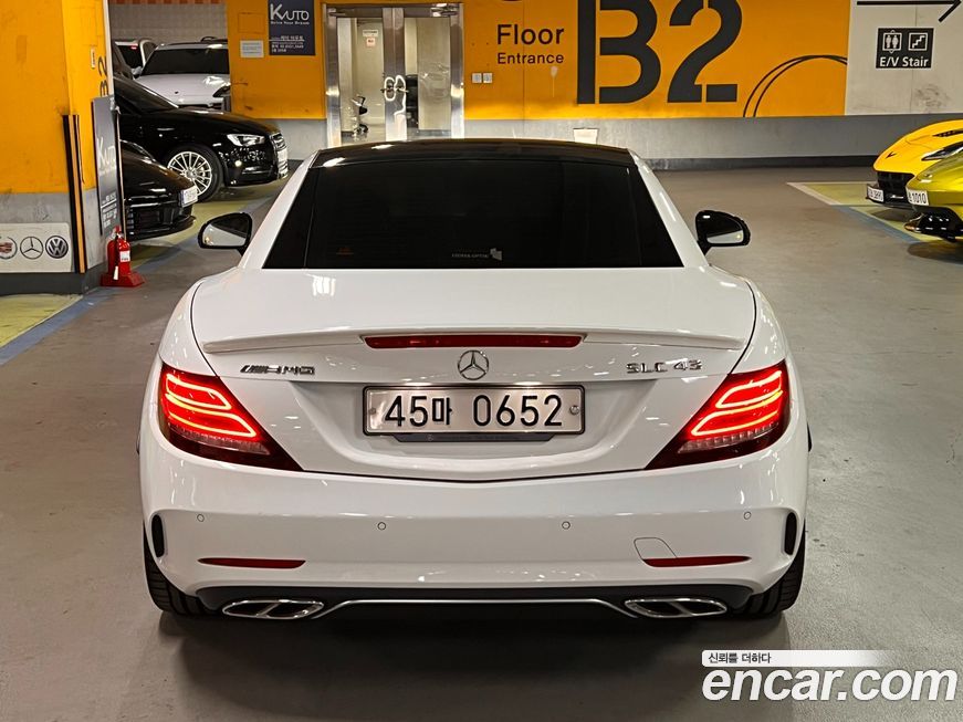 Mercedes-Benz SLC-Class 2017