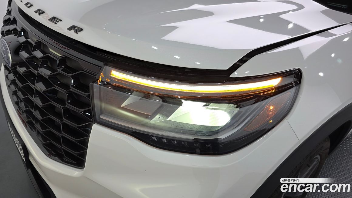 Ford Explorer 2025