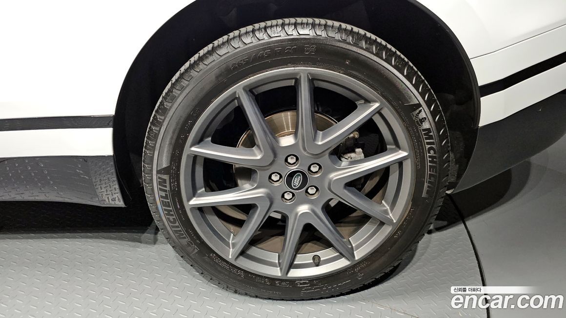 Land Rover Range Rover Velar 2022
