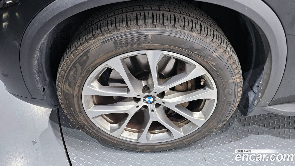 BMW X5 2021