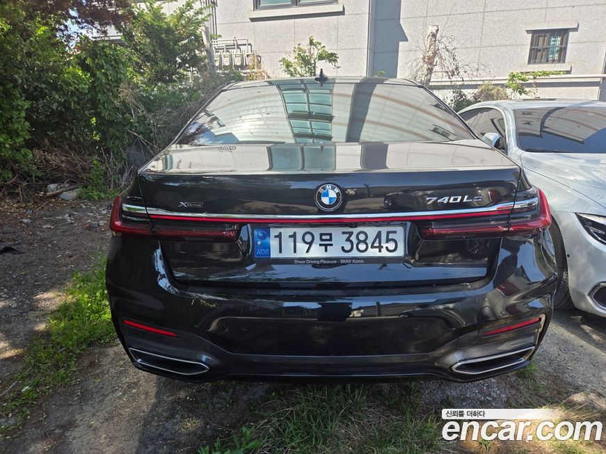 BMW 7-Series 2022