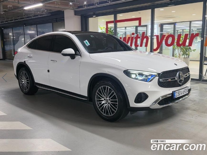 Mercedes-Benz GLC-Class 2025