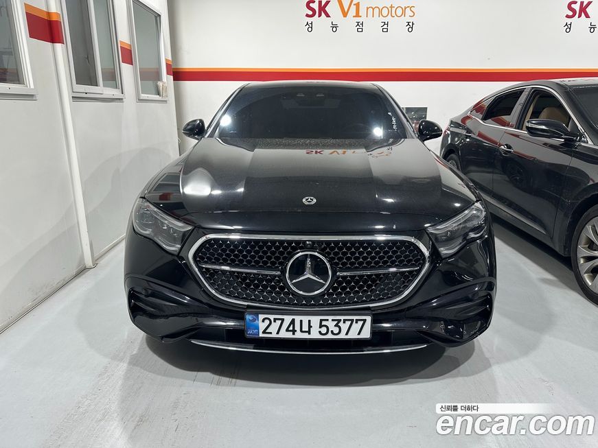 Mercedes-Benz E-Class 2024