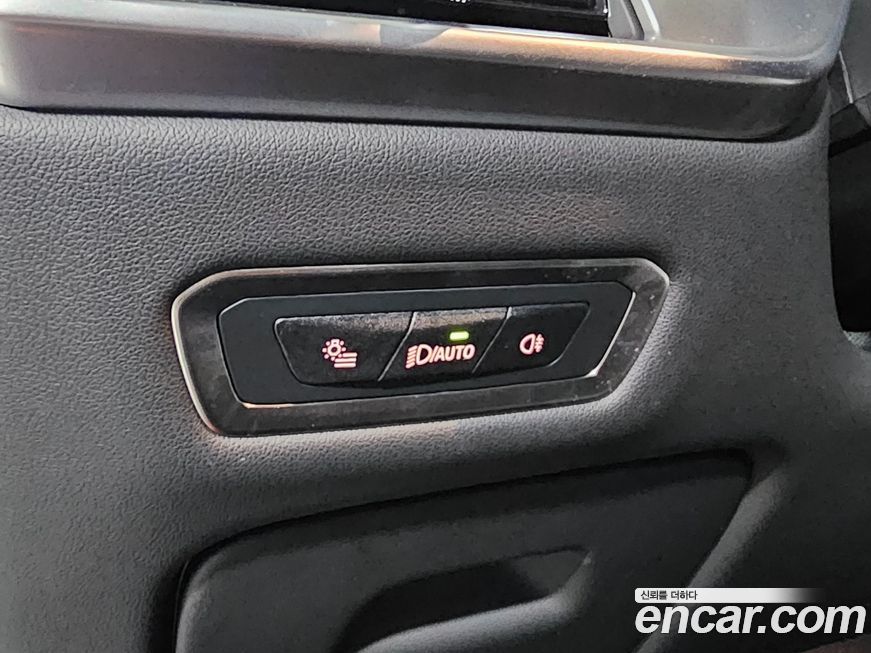 BMW X7 2025