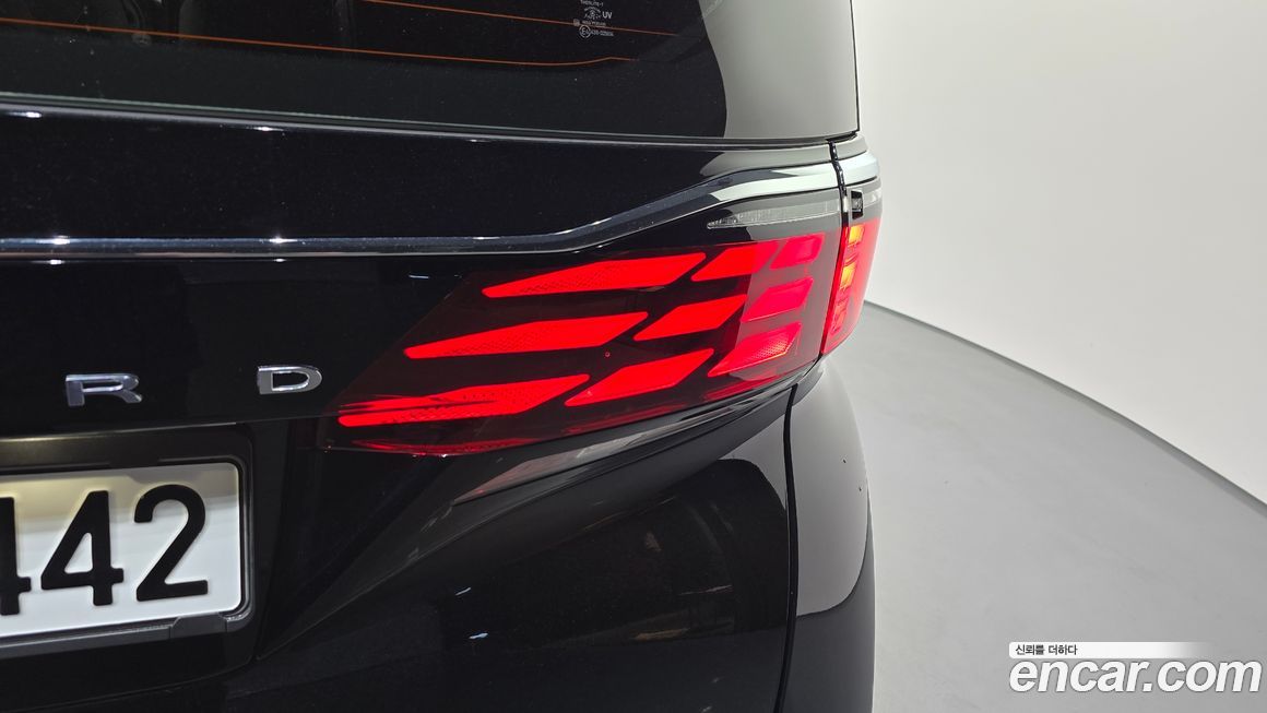 Toyota Alphard 2024