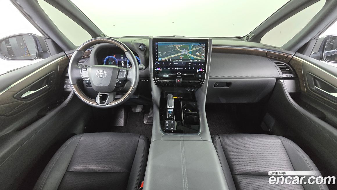 Toyota Alphard 2024