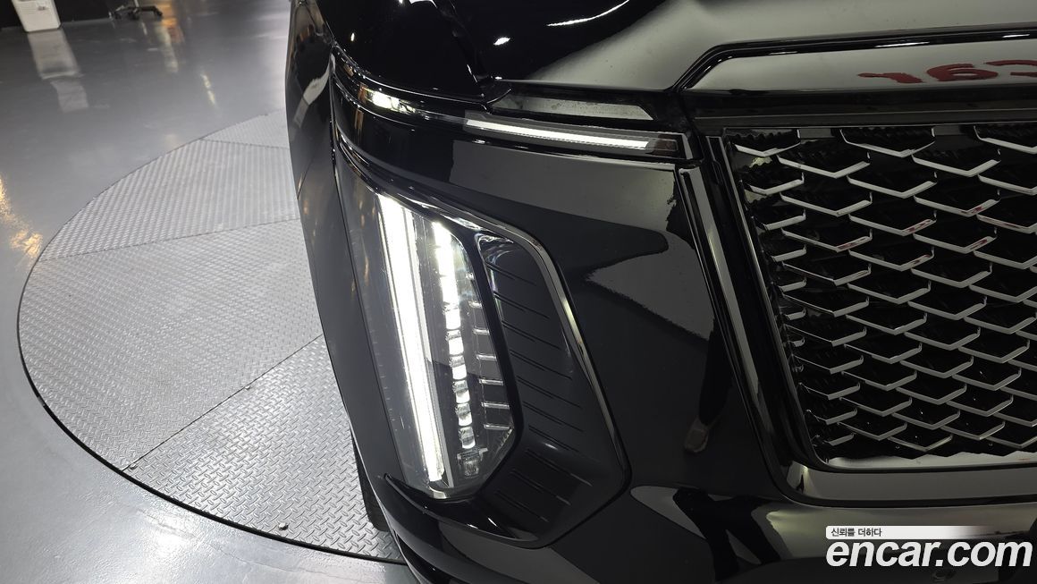 Cadillac Escalade 2025