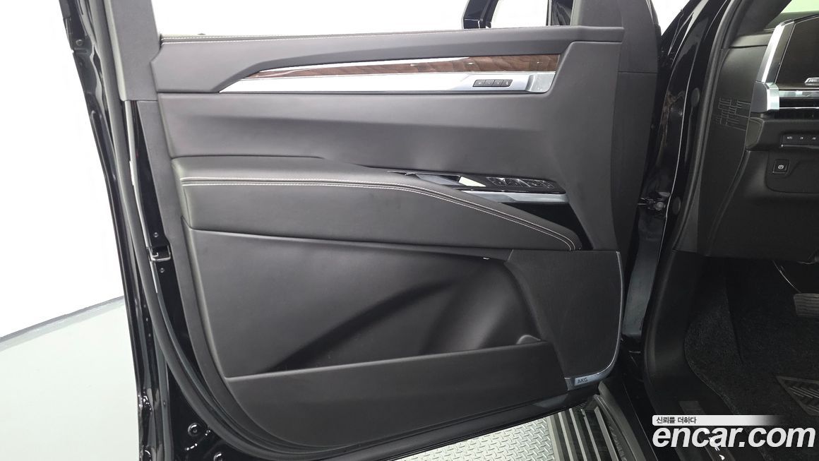 Cadillac Escalade 2025