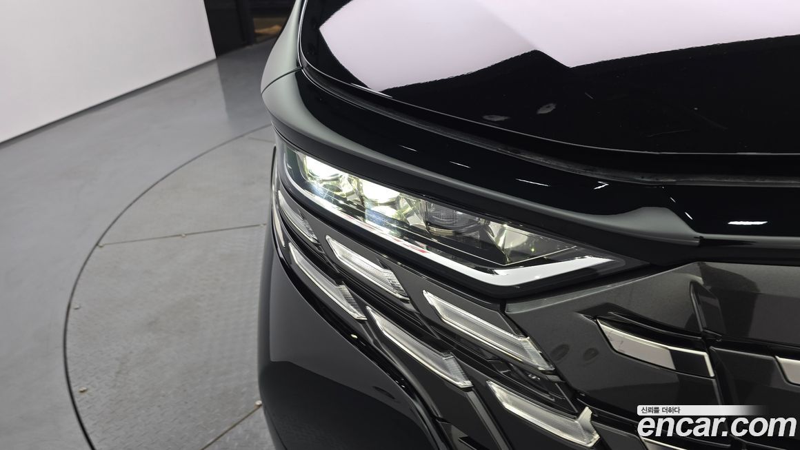 Toyota Alphard 2024
