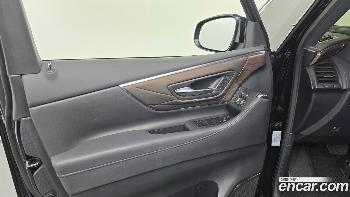 Toyota Alphard 2024