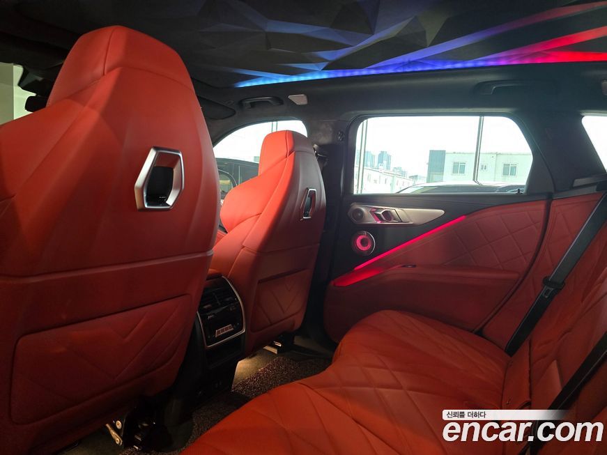BMW XM 2024