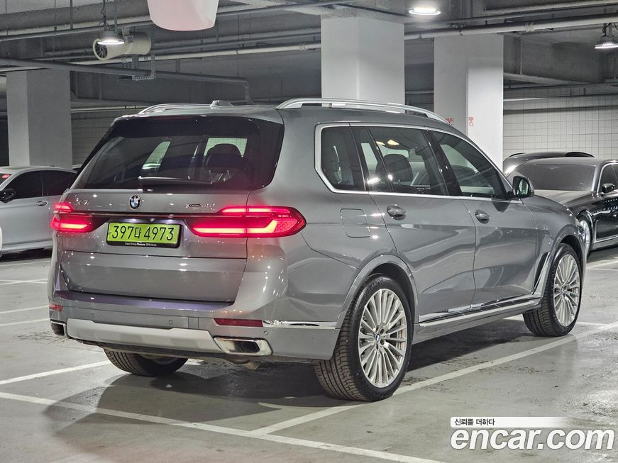 BMW X7 2025