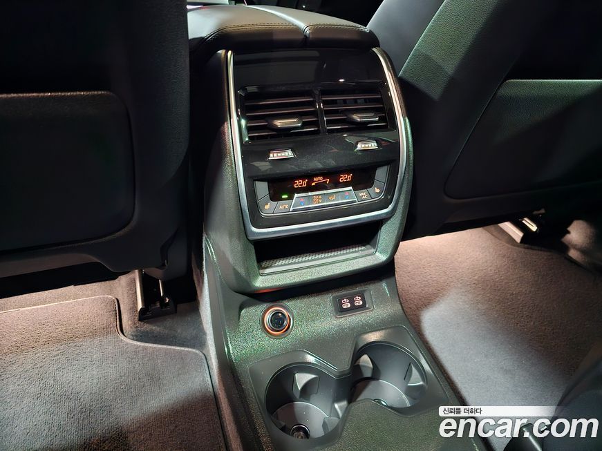 BMW X7 2025