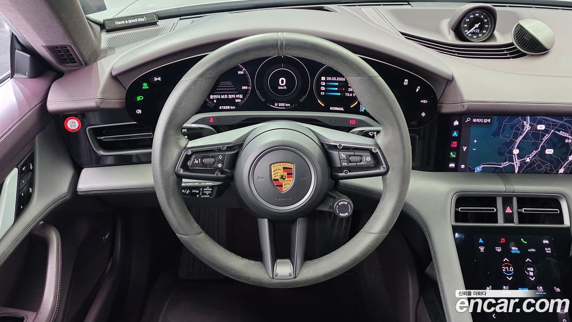 Porsche Taycan 2021