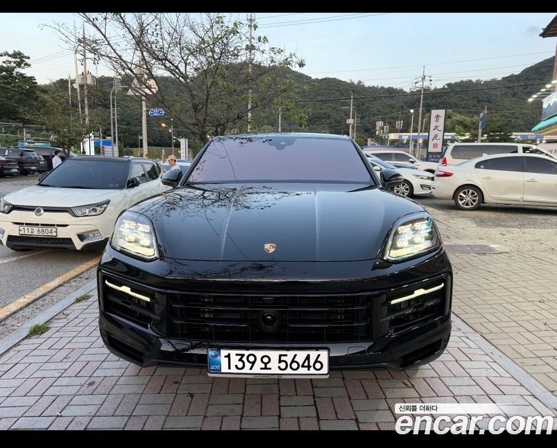 Porsche Cayenne 2025