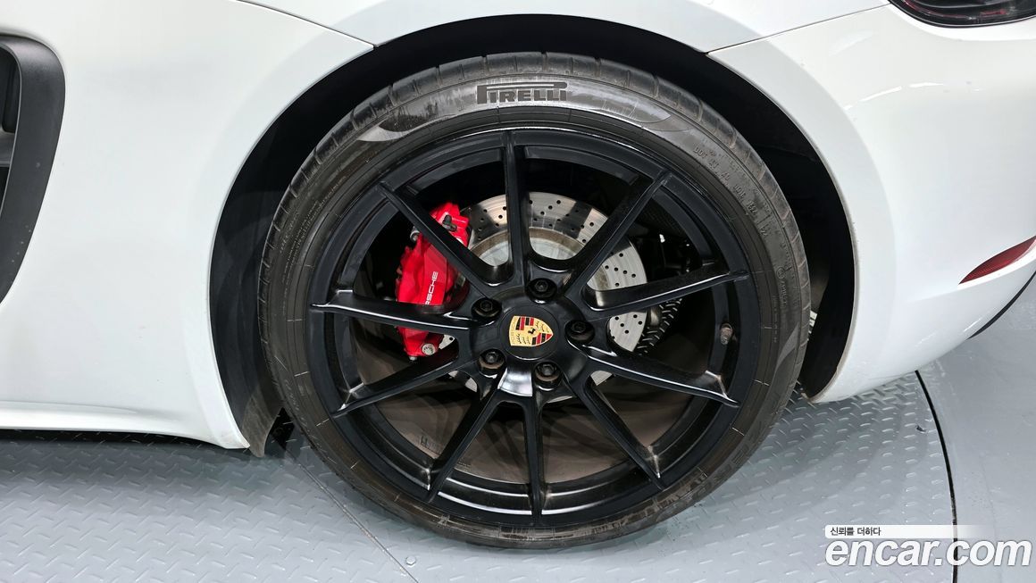 Porsche 718 2024