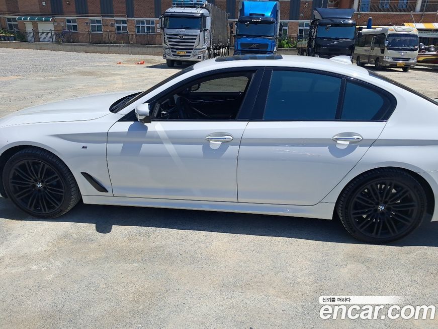 BMW 5-Series 2017