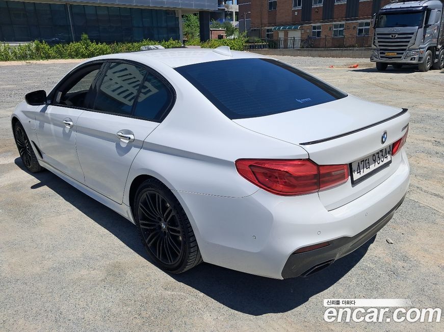 BMW 5-Series 2017
