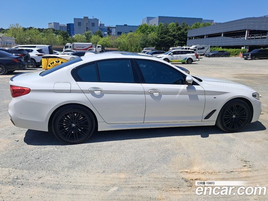 BMW 5-Series 2017