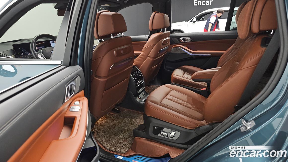 BMW X7 2023
