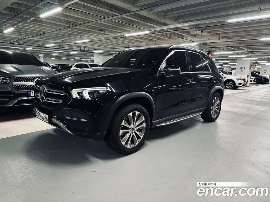 Mercedes-Benz GLE-Class 2021