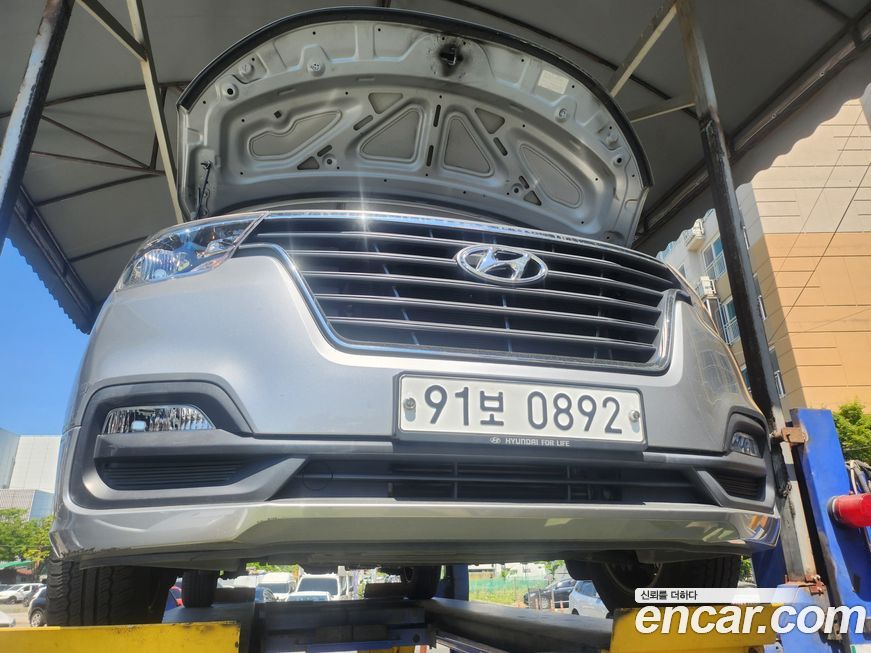 Hyundai Starex 2020