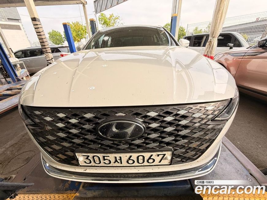 Hyundai Grandeur 2022
