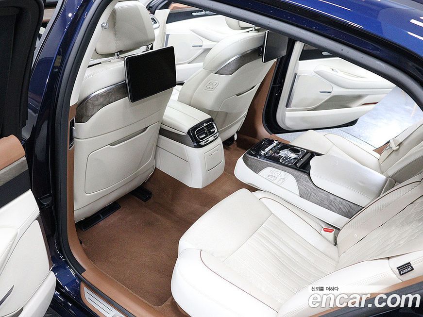 Genesis G90 2021