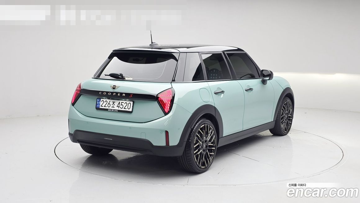 Mini Cooper 2025