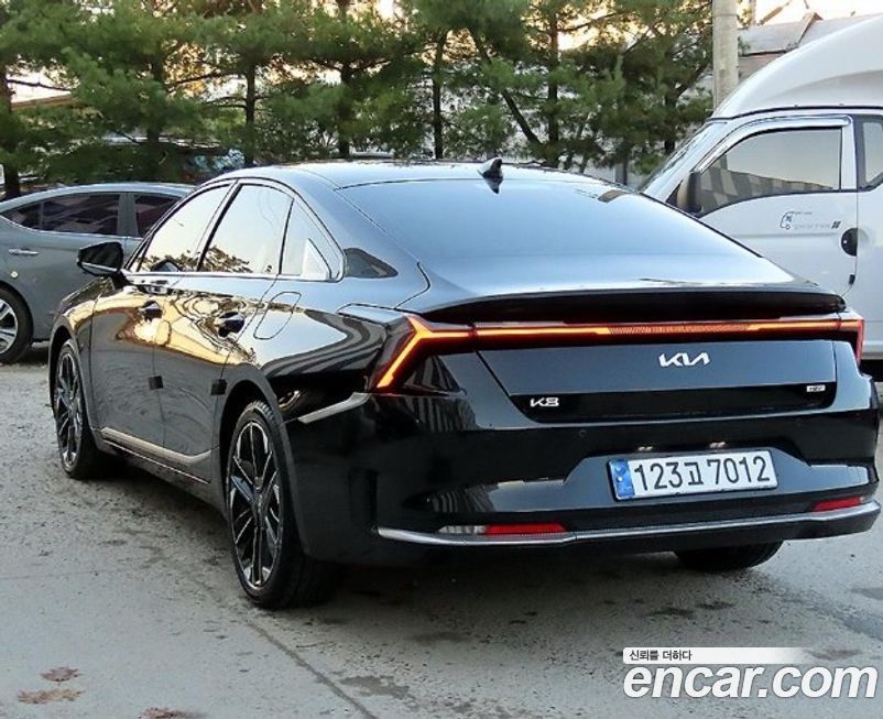 Kia K8 2025